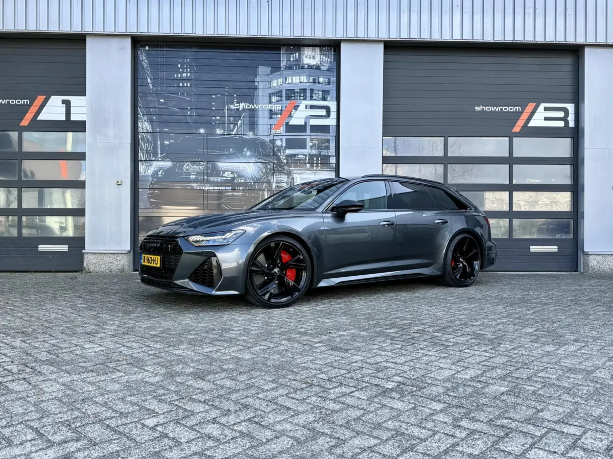 RS 6 TFSI quattro|ceramic|B&O 3D| full!