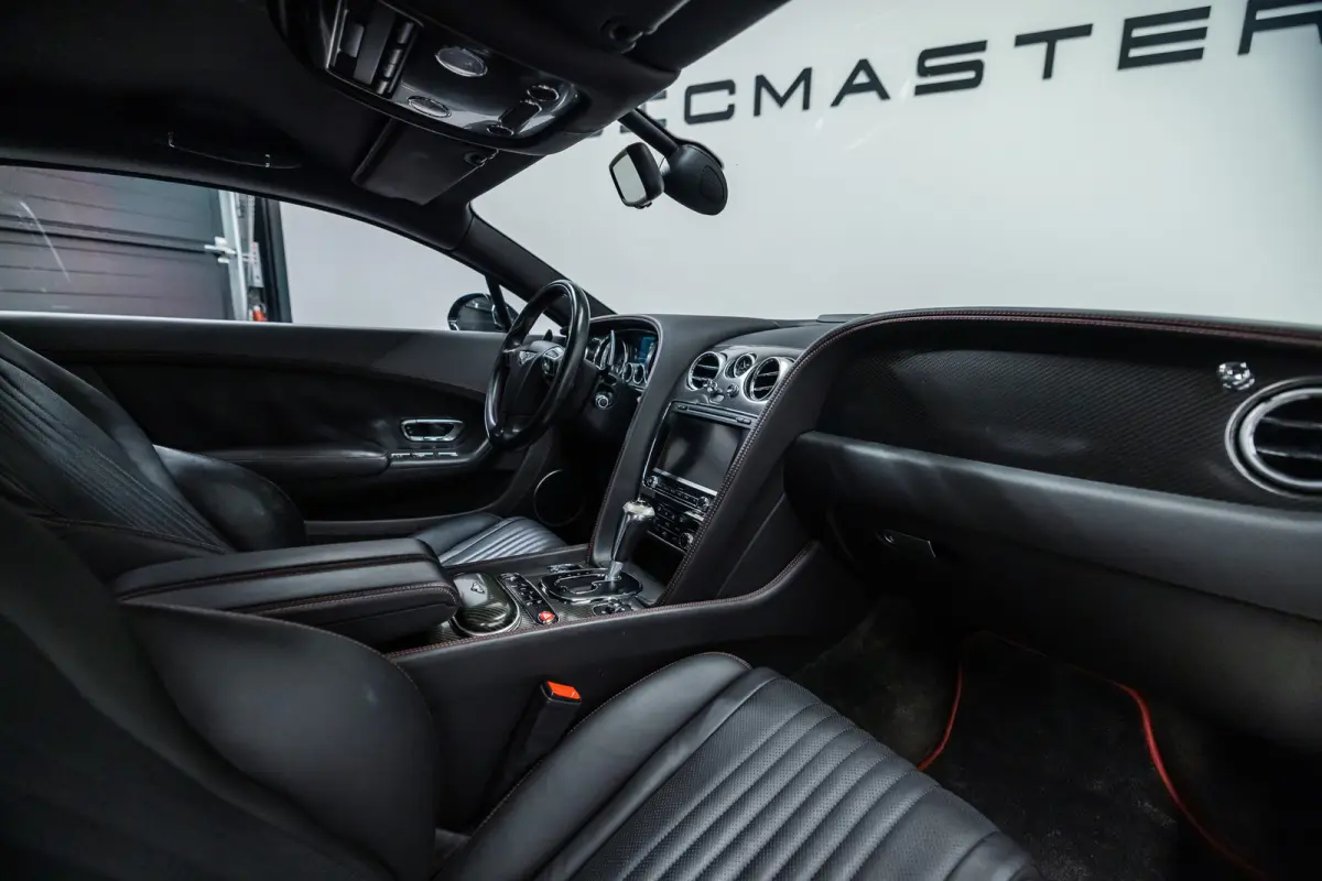 4.0 V8 S Btw auto, (€ 53.677,69 Ex B.T.W) DEALER AUTO Carbon interieur