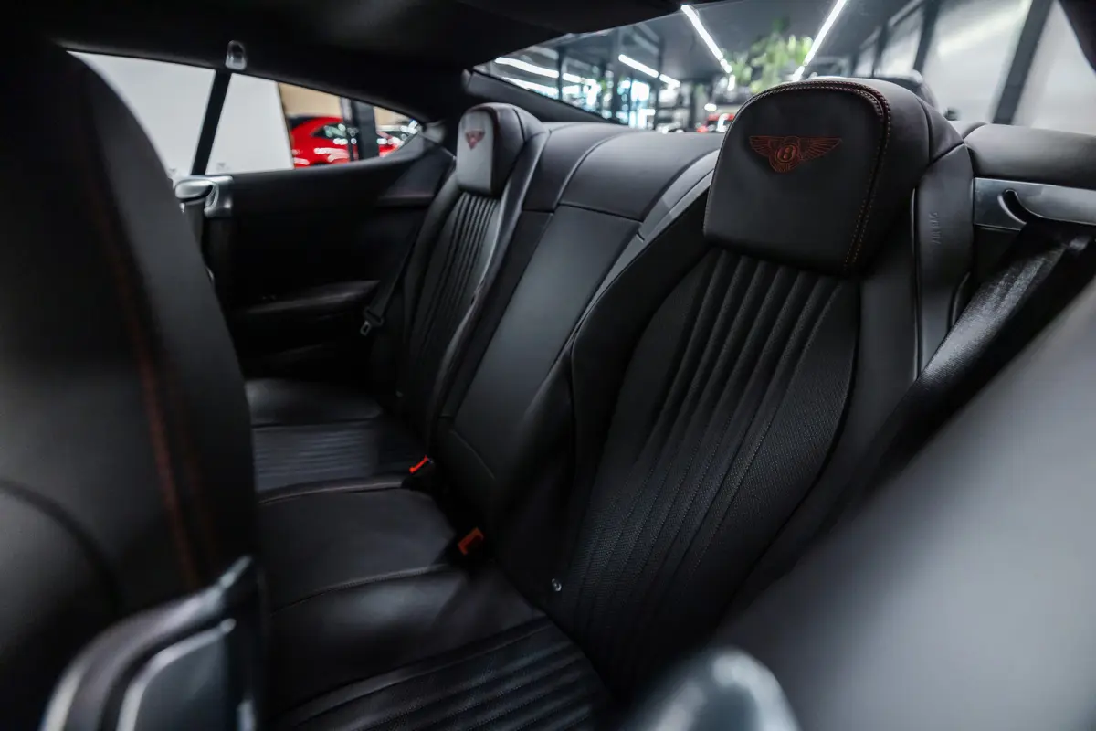 4.0 V8 S Btw auto, (€ 53.677,69 Ex B.T.W) DEALER AUTO Carbon interieur