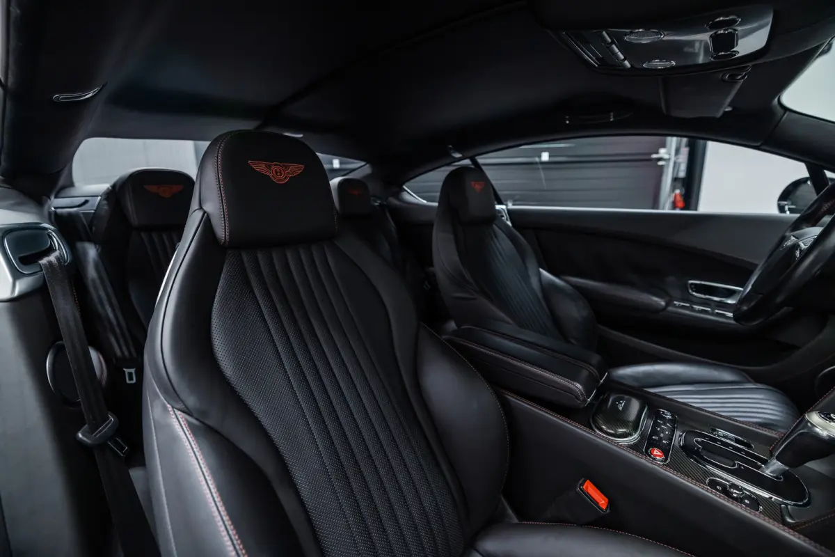 4.0 V8 S Btw auto, (€ 53.677,69 Ex B.T.W) DEALER AUTO Carbon interieur