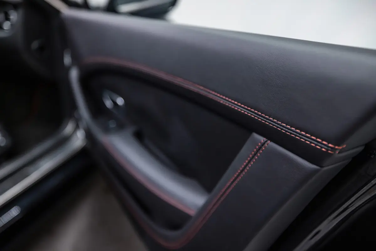 4.0 V8 S Btw auto, (€ 53.677,69 Ex B.T.W) DEALER AUTO Carbon interieur