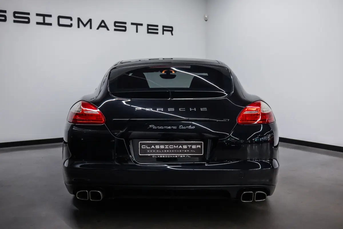 4.8 Turbo Btw auto, Fiscale waarde € 12.000,- (€ 29.710.74 Ex B.T.W) YOUNGTIMER!