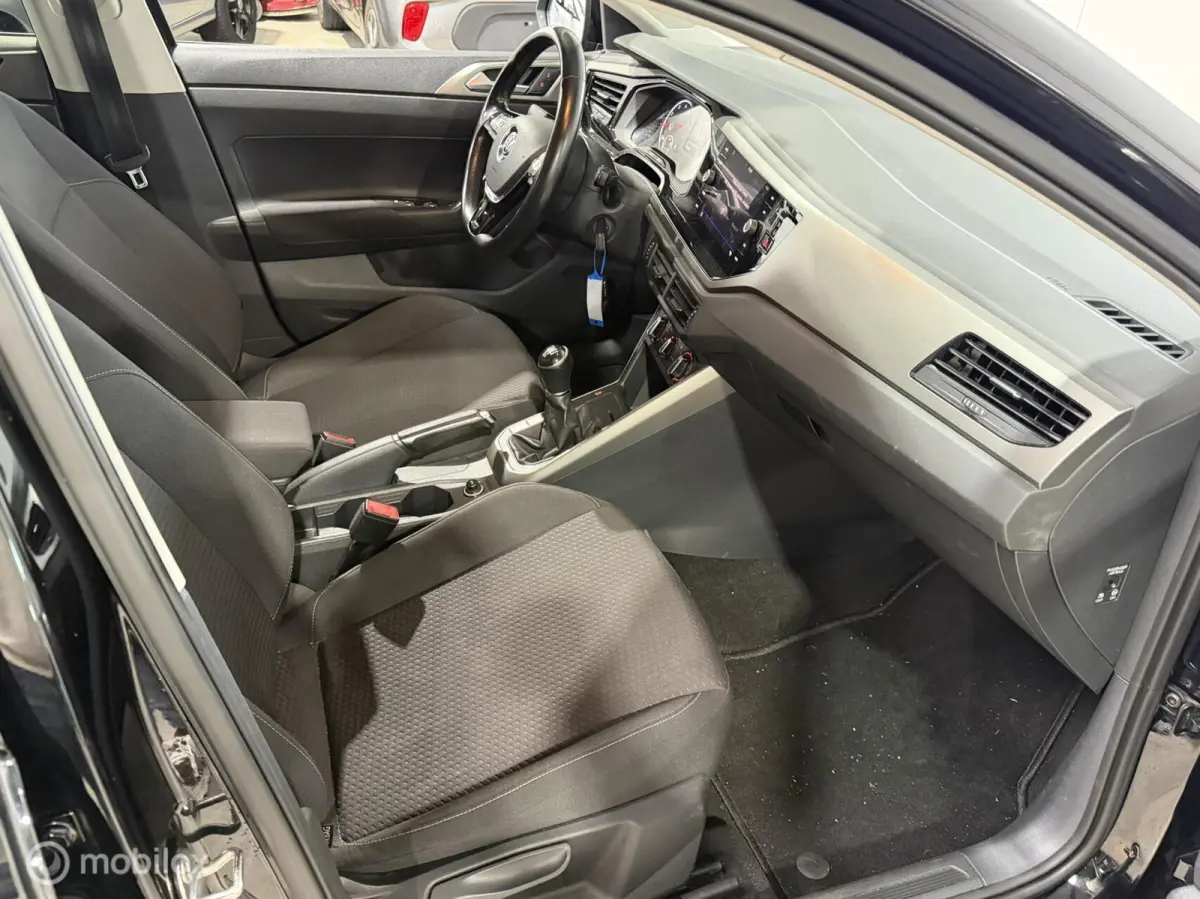 1.0 | 2019 | CarPlay | Adaptive Cruise | Lange APK
