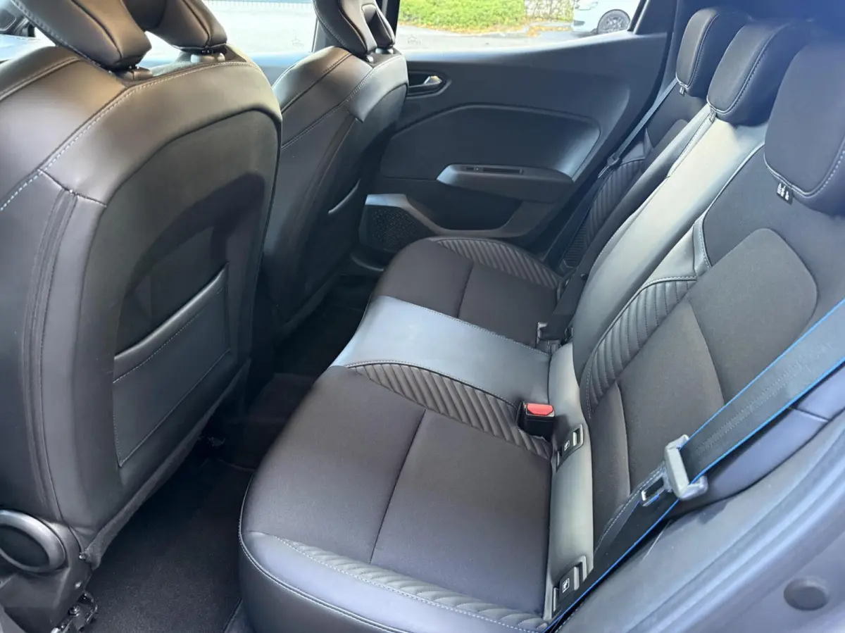 1.6 E-Tech Full Hybrid 145 esprit Alpine