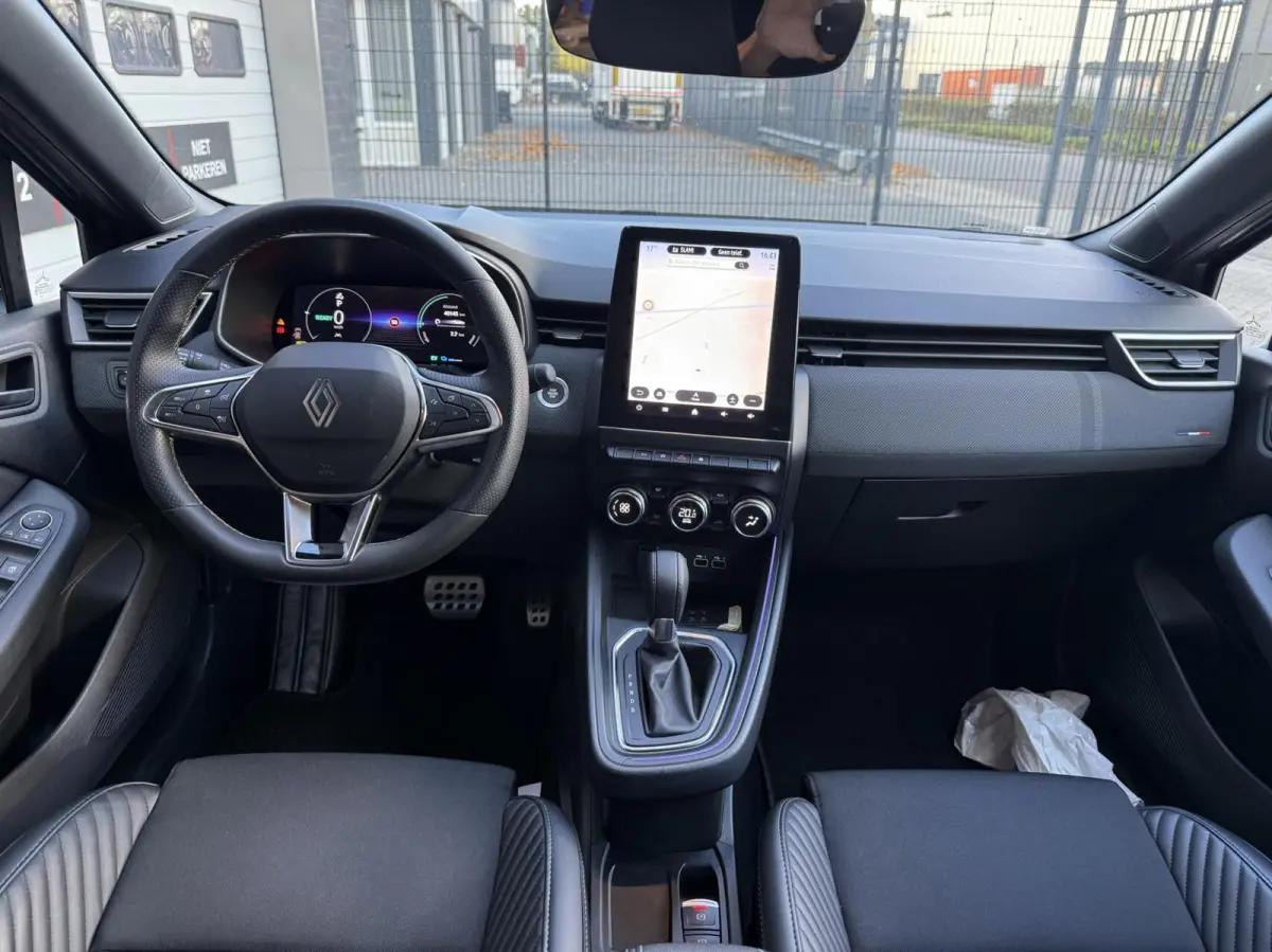 1.6 E-Tech Full Hybrid 145 esprit Alpine