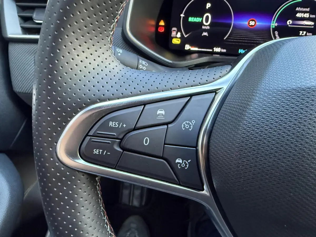 1.6 E-Tech Full Hybrid 145 esprit Alpine