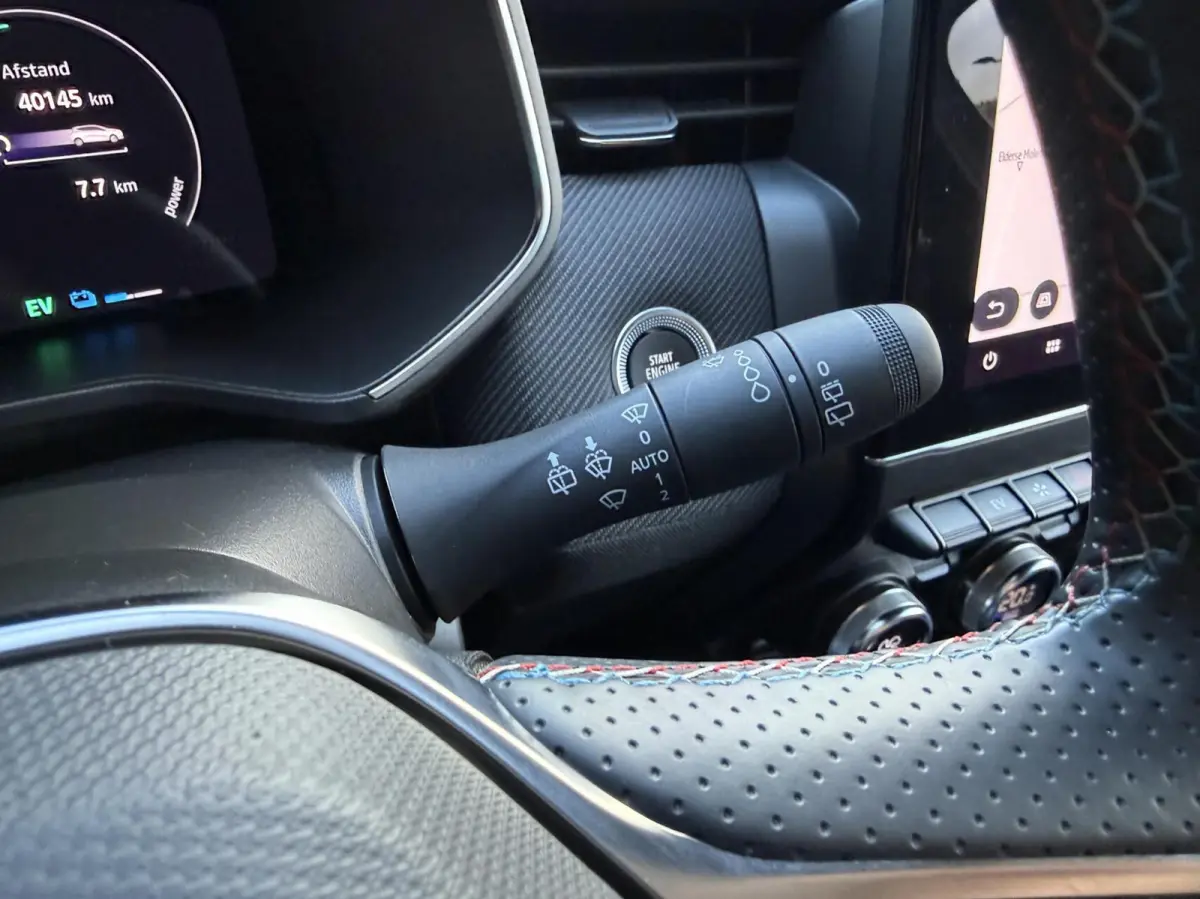 1.6 E-Tech Full Hybrid 145 esprit Alpine