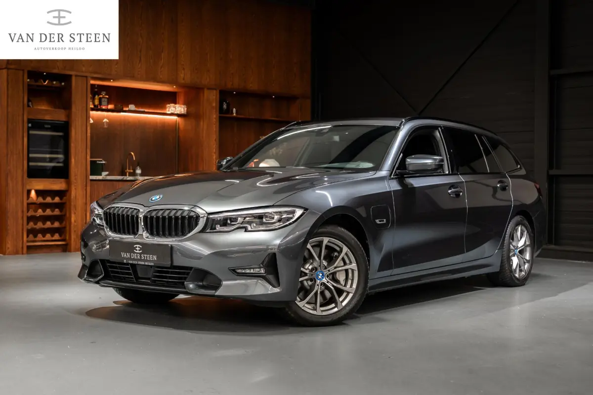 330e Business Edition Plus M Sport | Stuurwielverwarming | Dealer Onderhouden