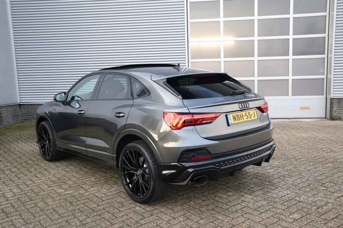 45 TFSI e 245pk Competition S-Line Black Pano|Leder|Matrix|Elek stoelv|RS Q3