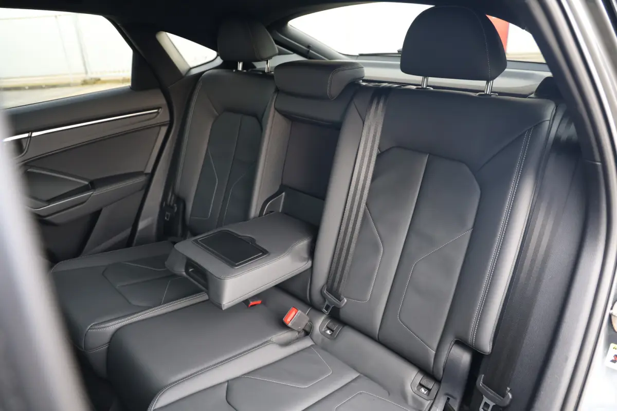 45 TFSI e 245pk Competition S-Line Black Pano|Leder|Matrix|Elek stoelv|RS Q3
