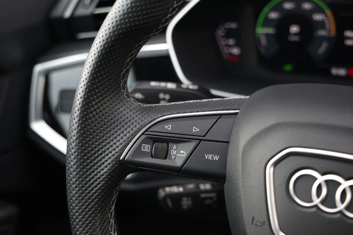 45 TFSI e 245pk Competition S-Line Black Pano|Leder|Matrix|Elek stoelv|RS Q3