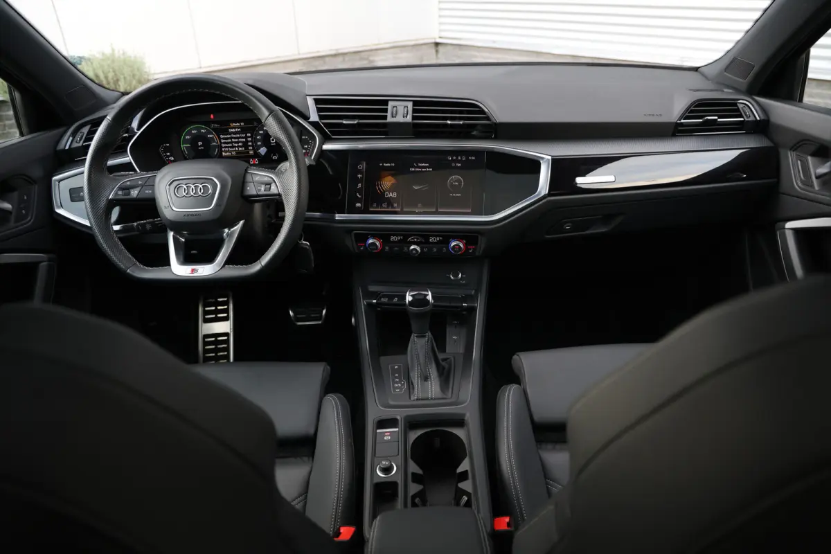 45 TFSI e 245pk Competition S-Line Black Pano|Leder|Matrix|Elek stoelv|RS Q3