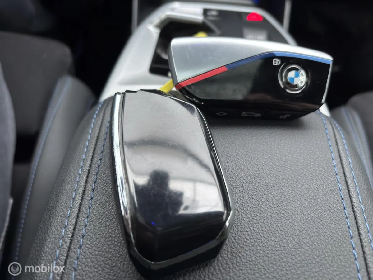 xDrive25e M-pakket Pano trekhaak HK HuD