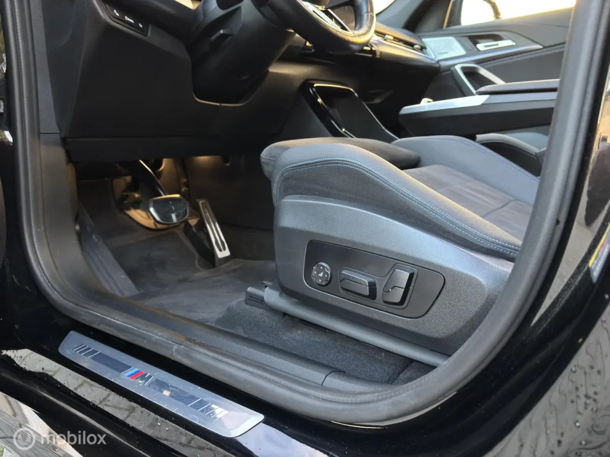 xDrive25e M-pakket Pano trekhaak HK HuD