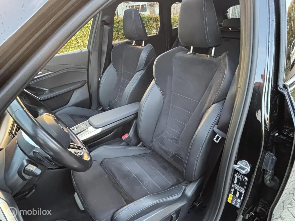 xDrive25e M-pakket Pano trekhaak HK HuD