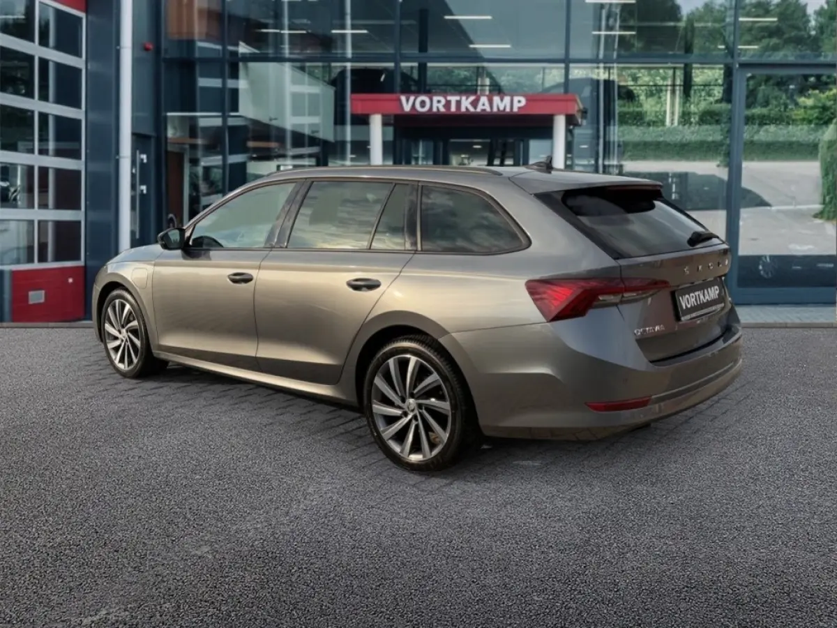 1.4 TSI iV AMBITION CAMERA/CRUISE/STOEL+STUURVERW/CARPLAY