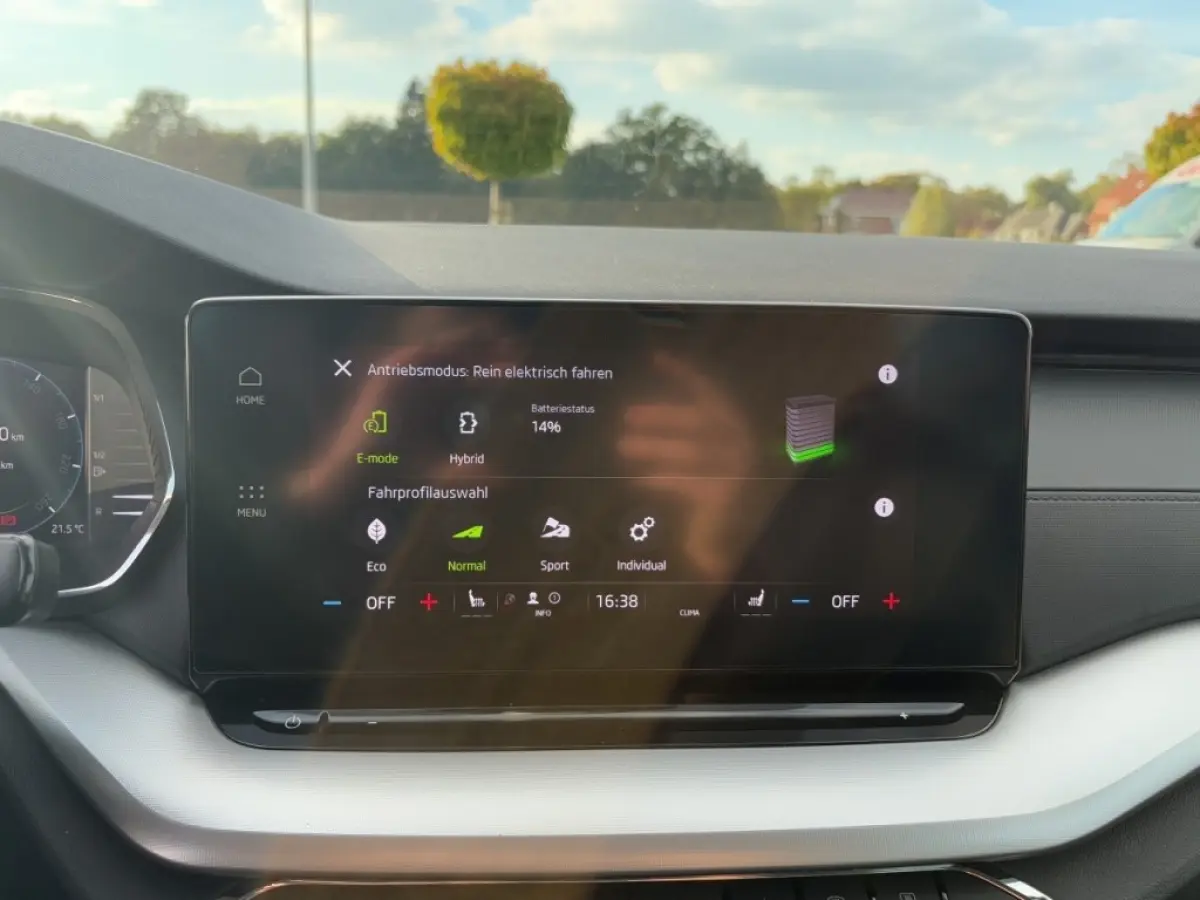 1.4 TSI iV AMBITION CAMERA/CRUISE/STOEL+STUURVERW/CARPLAY