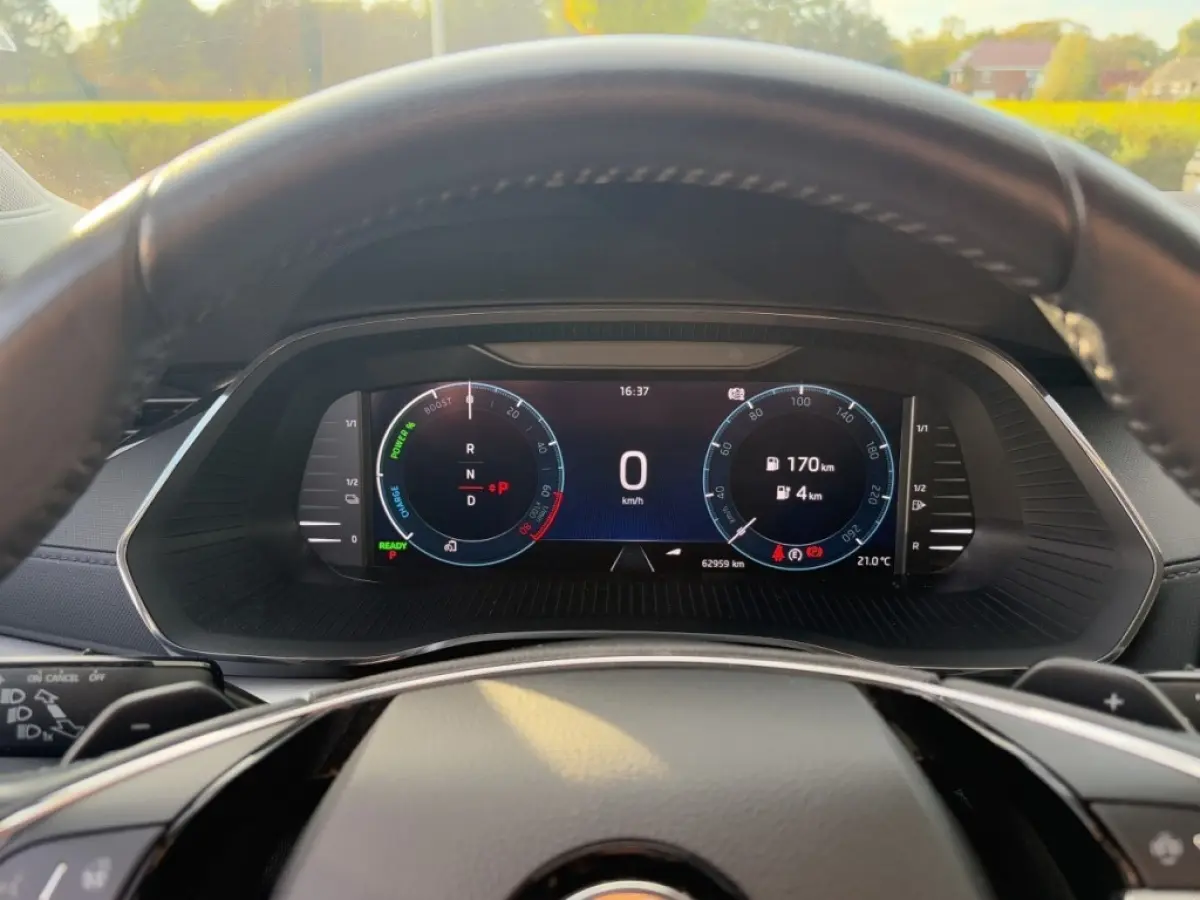 1.4 TSI iV AMBITION CAMERA/CRUISE/STOEL+STUURVERW/CARPLAY