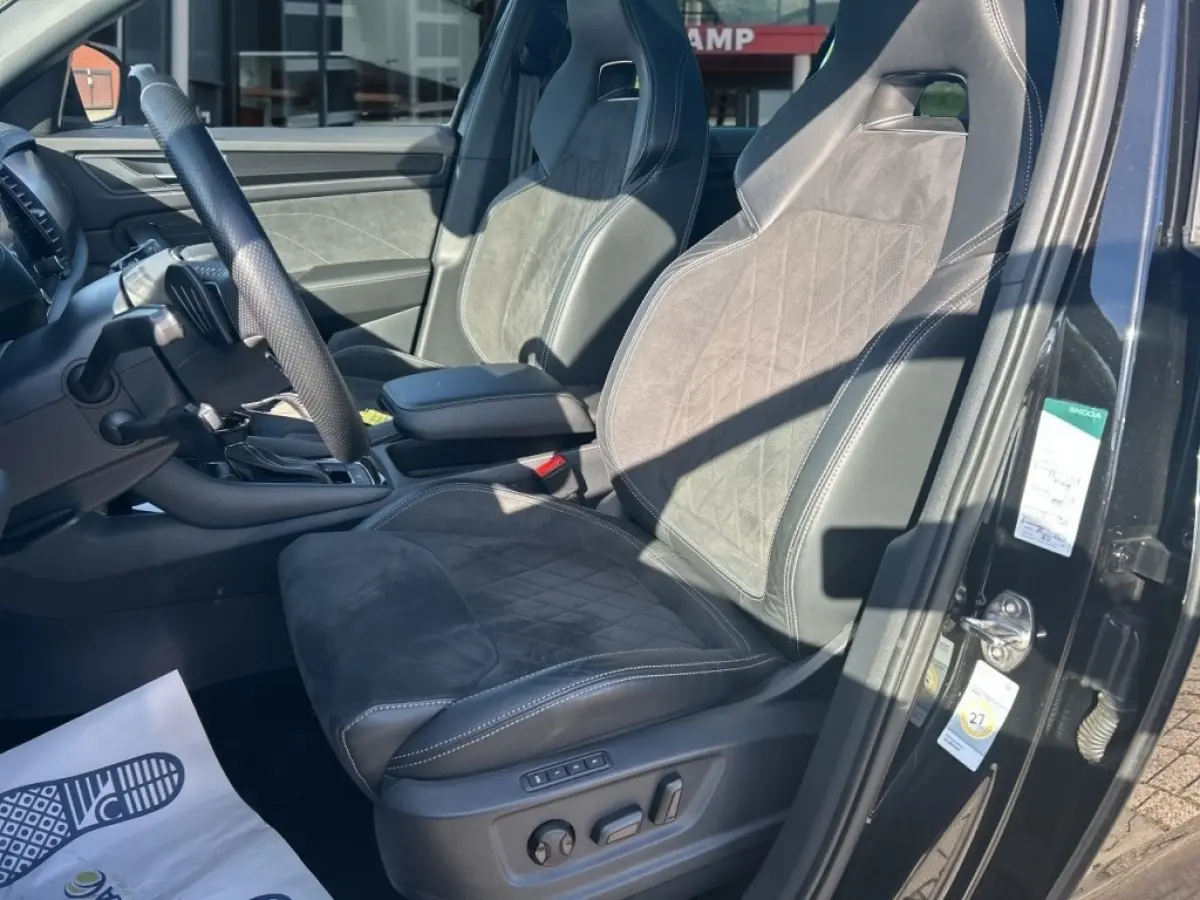 2.0 TDI DSG SPORTLINE TREKHAAK/PANO-DAK/CAMERA/E-KLEP/ACC/MEM/STOELVERW