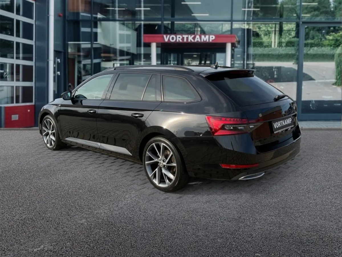 2.0 TDI DSG SPORTLINE TREKHAAK/PDC/ELEK-KLEP/ACC/MEM/STOEL+STUURVERW