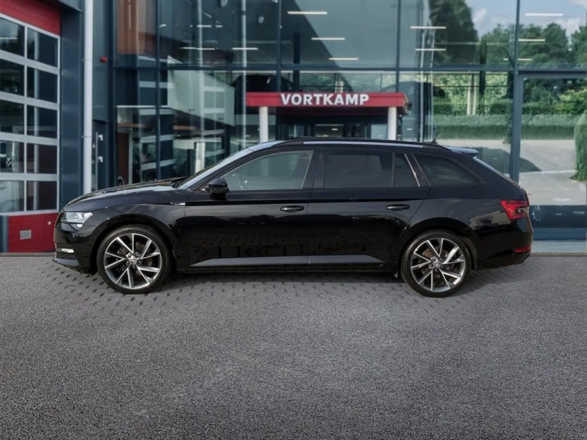 2.0 TDI DSG SPORTLINE TREKHAAK/PDC/ELEK-KLEP/ACC/MEM/STOEL+STUURVERW