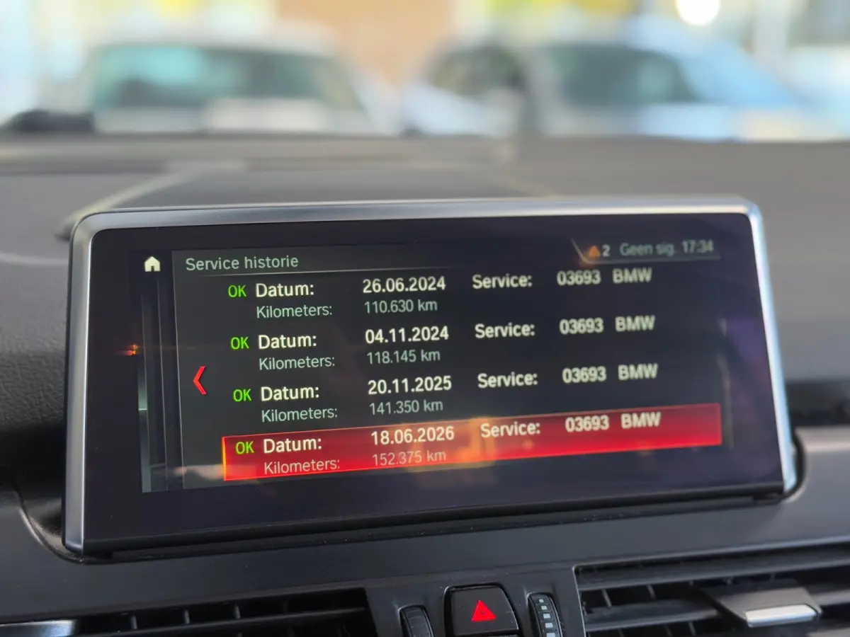 218i 7p. High Executive|PANO