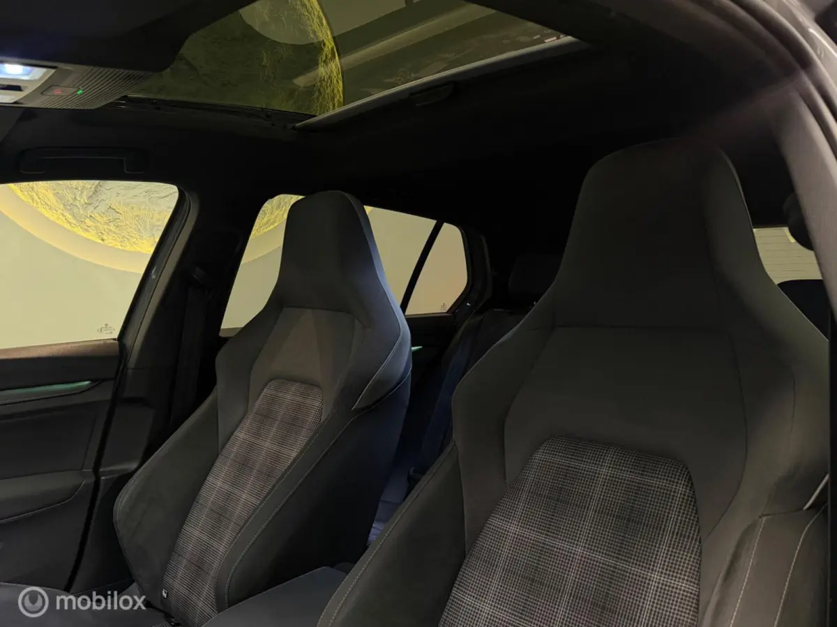 2.0 TDI GTD Panorama/Keyless/HUD/19''/Nardo