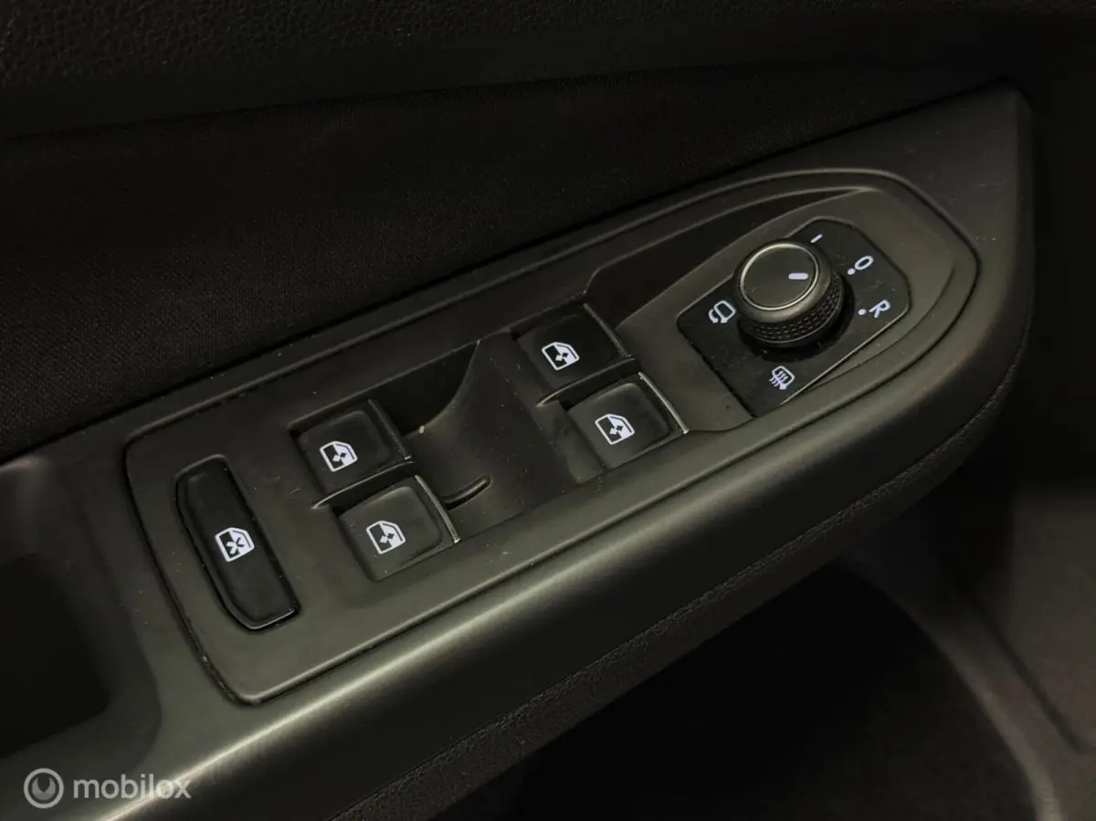2.0 TDI GTD Panorama/Keyless/HUD/19''/Nardo