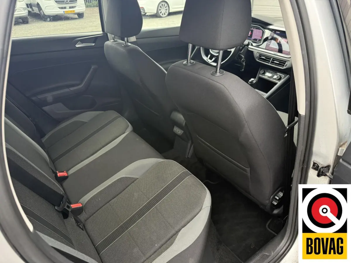 1.0 TSI Highline Business R 90pk