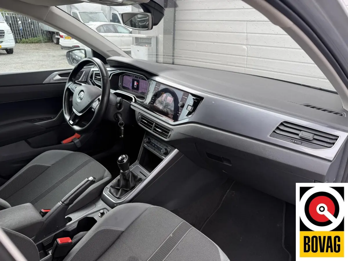 1.0 TSI Highline Business R 90pk