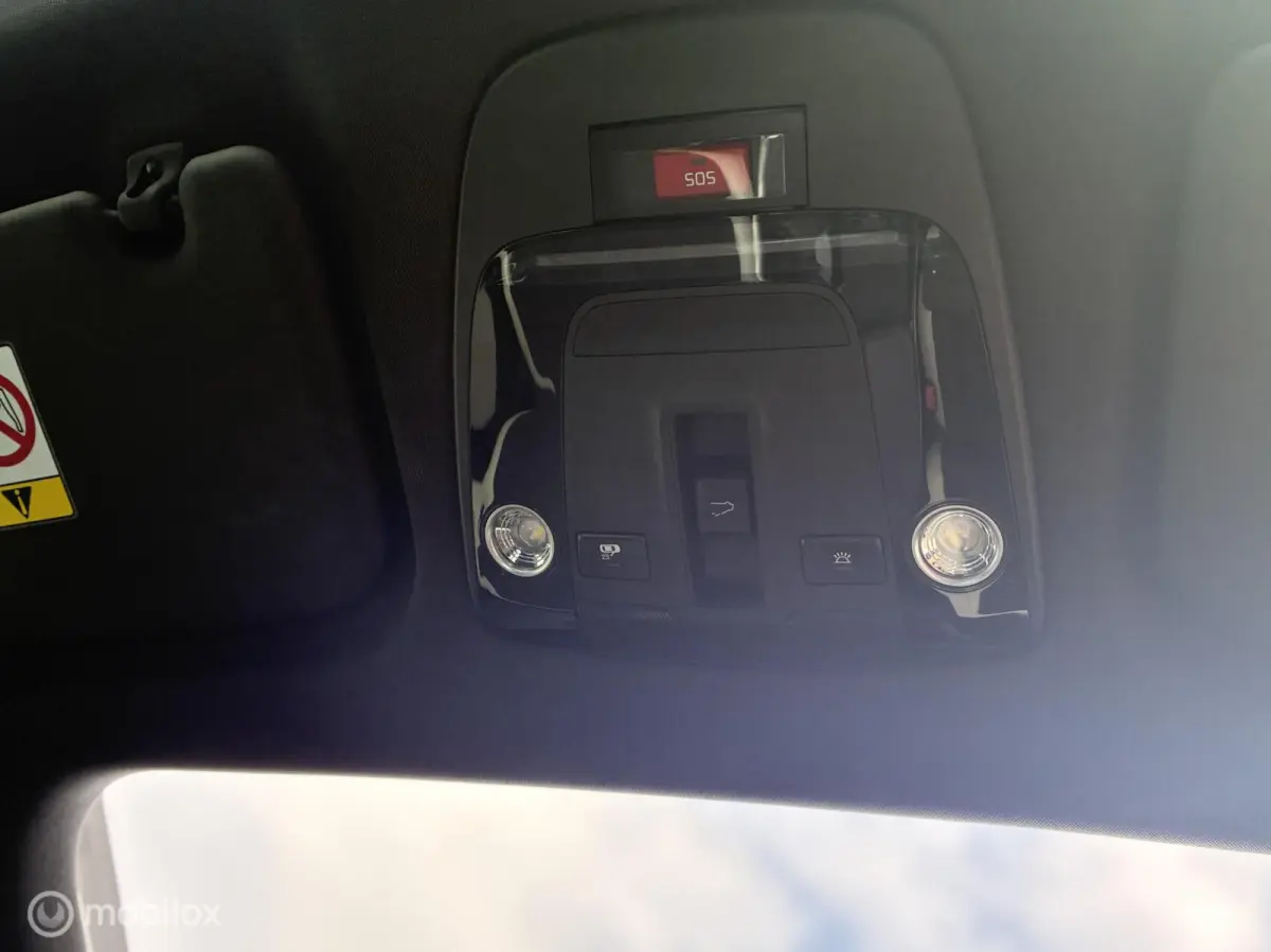 GT-Line 77.4 kWh RWD | SOH 100% | 360° CAMERA | HEAD-UP DISPLAY | PANORAMADAK | STOELKOELING | STOEL- & STUURVERWARMING