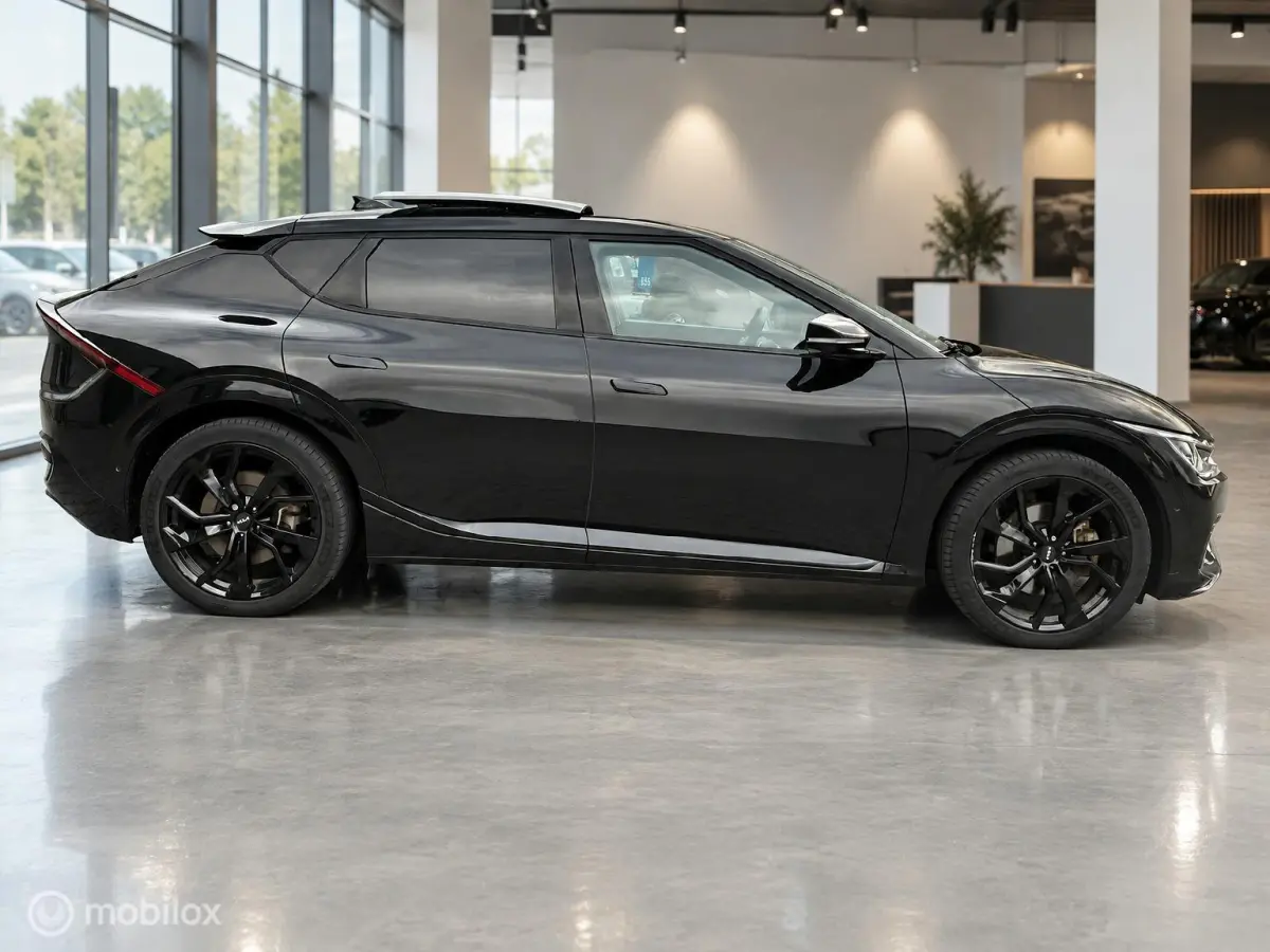 GT-Line 77.4 kWh RWD | SOH 100% | 360° CAMERA | HEAD-UP DISPLAY | PANORAMADAK | STOELKOELING | STOEL- & STUURVERWARMING