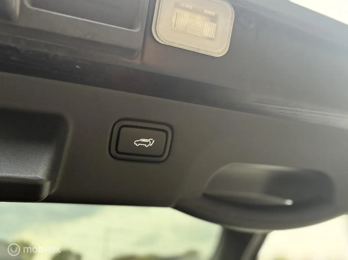 GT-Line 77.4 kWh RWD | SOH 100% | 360° CAMERA | HEAD-UP DISPLAY | PANORAMADAK | STOELKOELING | STOEL- & STUURVERWARMING