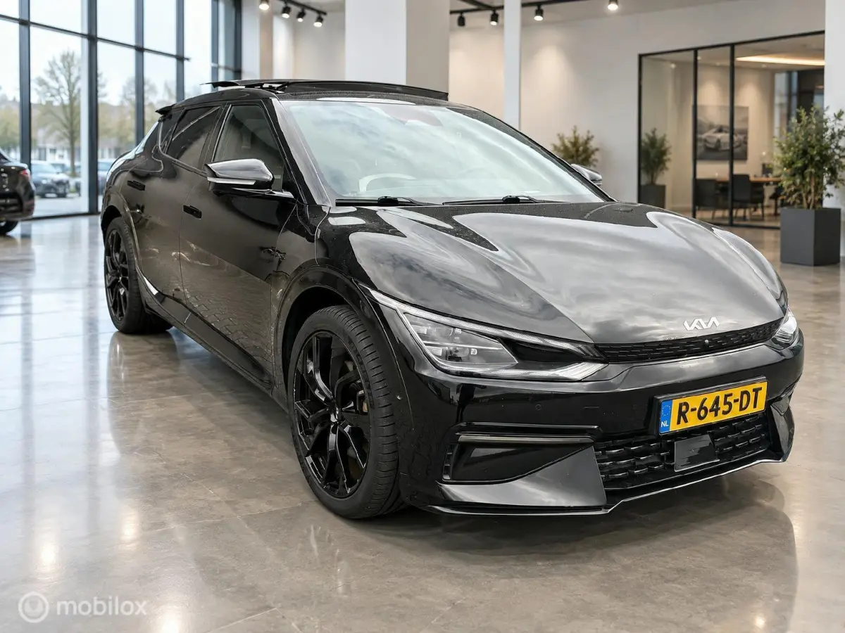 GT-Line 77.4 kWh RWD | SOH 100% | 360° CAMERA | HEAD-UP DISPLAY | PANORAMADAK | STOELKOELING | STOEL- & STUURVERWARMING