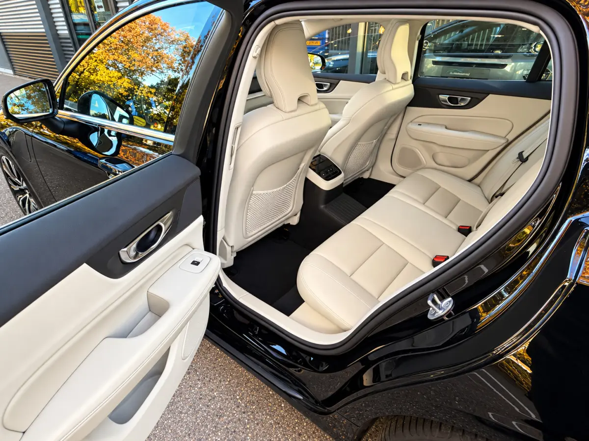 2.0 PHEV AWD Plus Bright *LongRange*Pano*Trekhaak