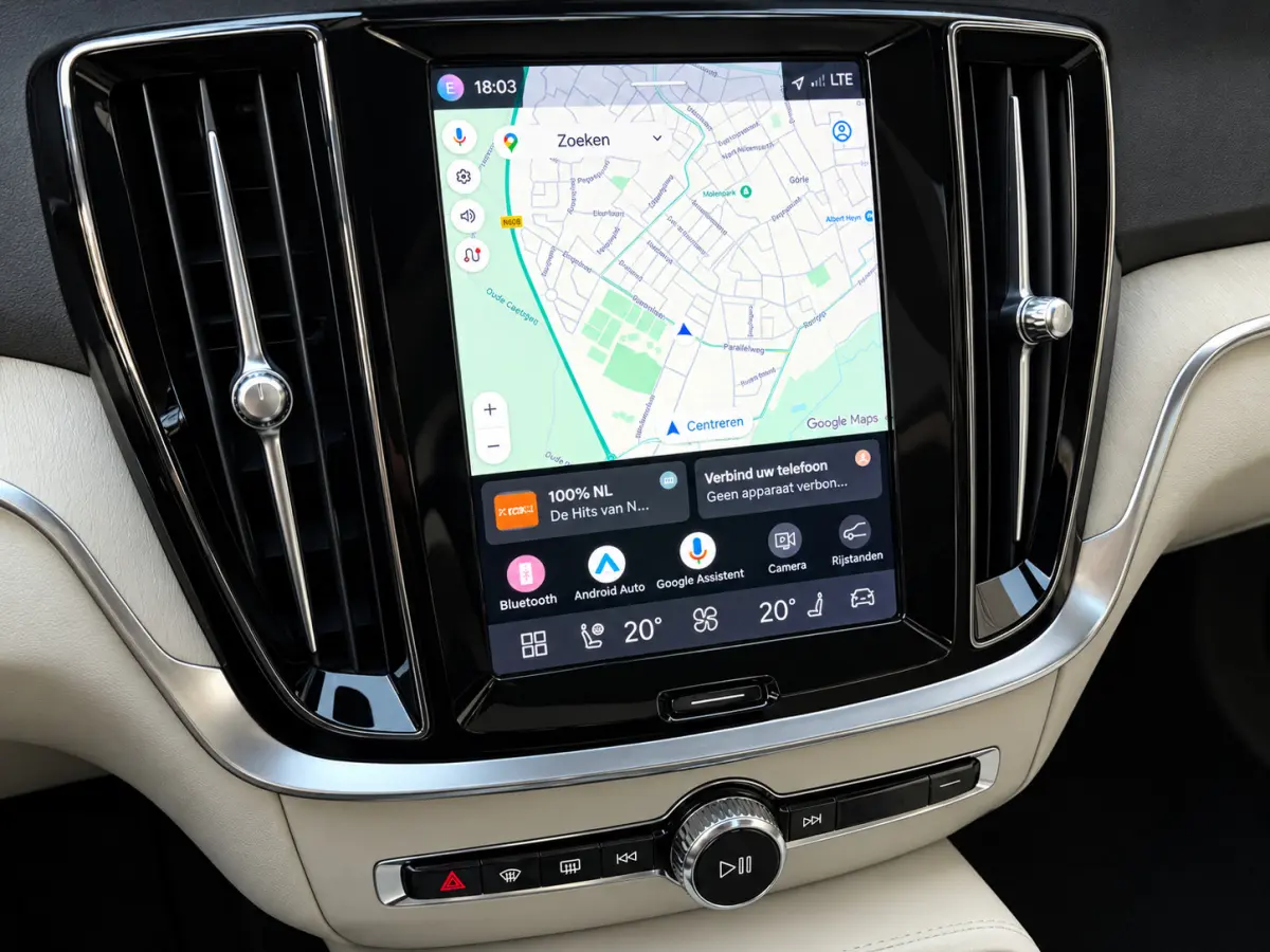 2.0 PHEV AWD Plus Bright *LongRange*Pano*Trekhaak