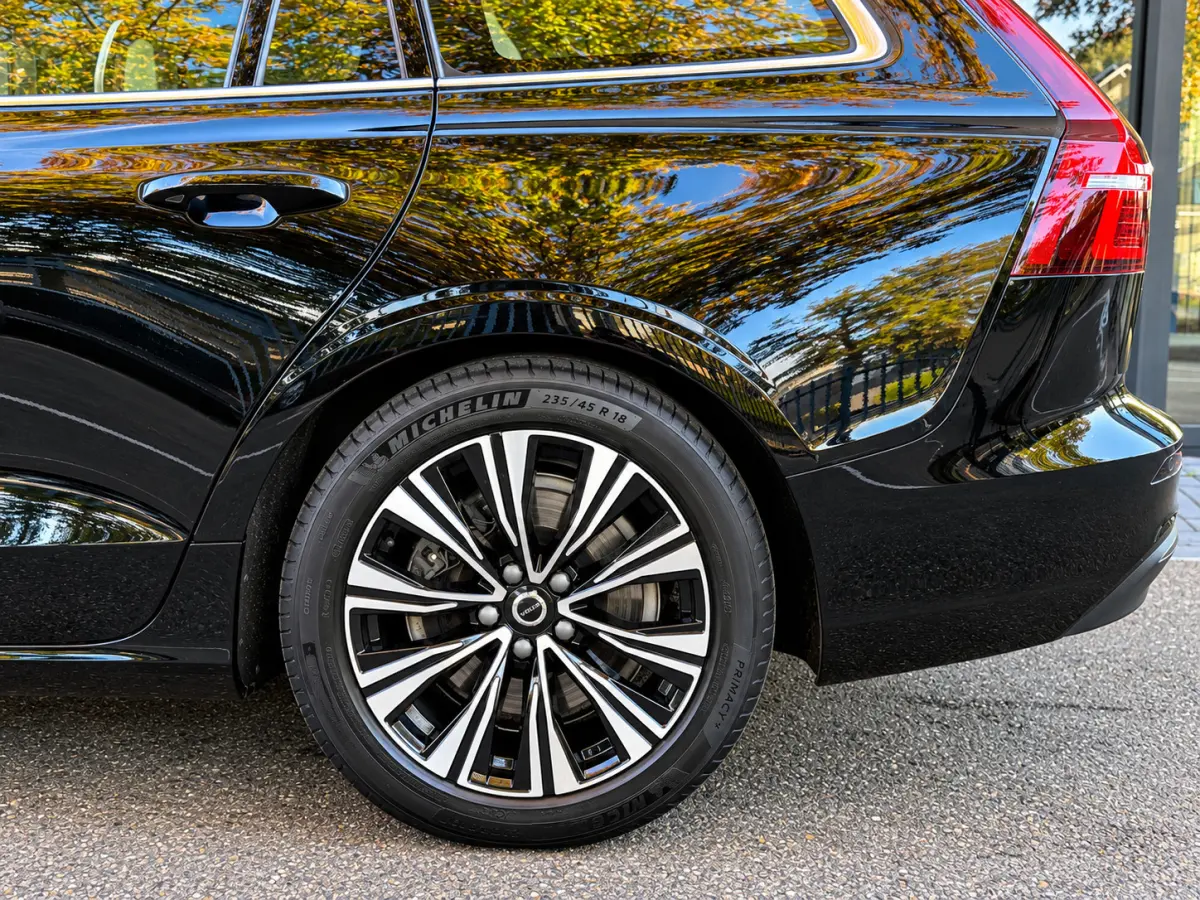 2.0 PHEV AWD Plus Bright *LongRange*Pano*Trekhaak