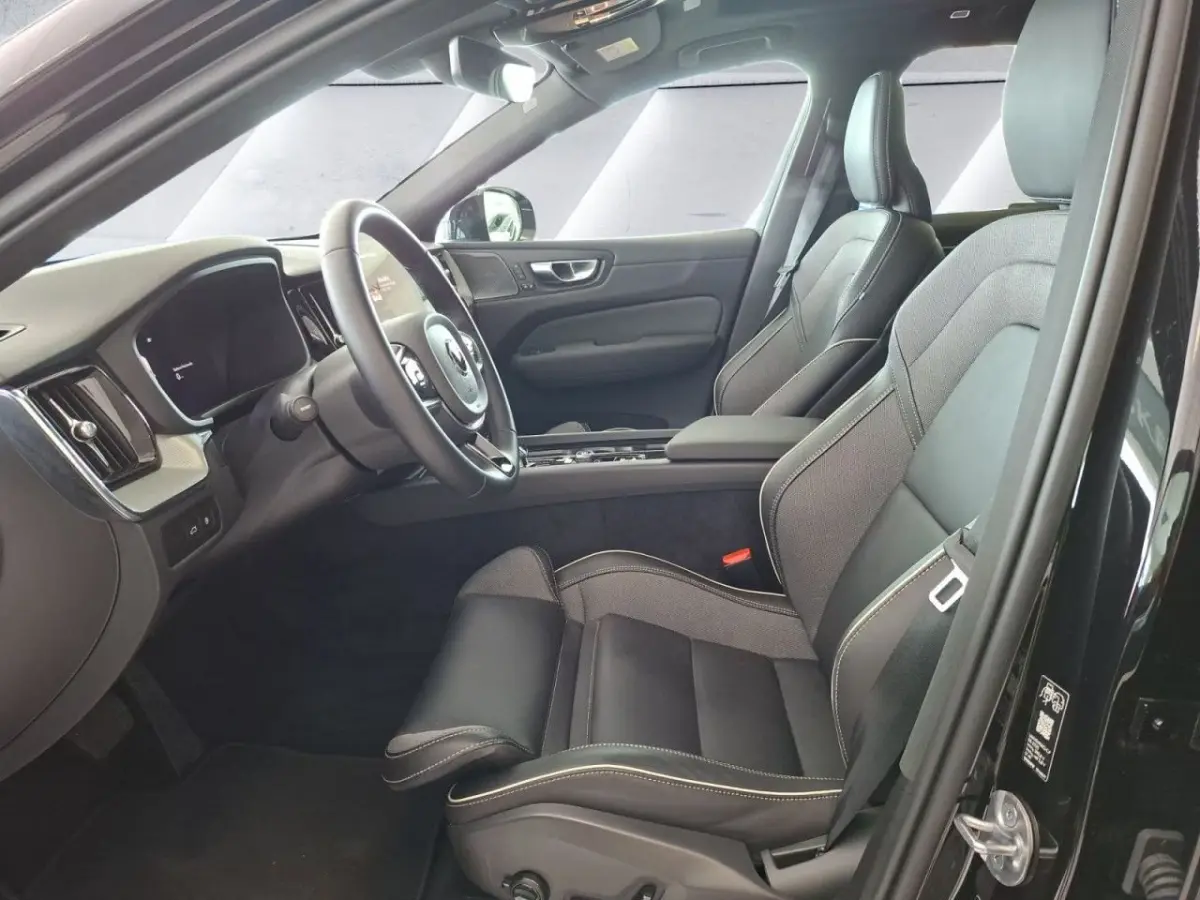 2.0 T8 Plug-in hybrid AWD BLACK EDITION (FACELIFT) ** PANO, ACC, HuD, 21-inch LMV ** 29k onder NP - UNFALLFREI ** ** INFORMEER OOK NAAR ONZE AANTREKKELIJKE FINANCIAL-LEASE TARIEVEN **