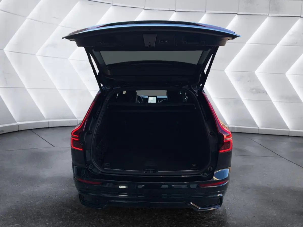 2.0 T8 Plug-in hybrid AWD BLACK EDITION (FACELIFT) ** PANO, ACC, HuD, 21-inch LMV ** 29k onder NP - UNFALLFREI ** ** INFORMEER OOK NAAR ONZE AANTREKKELIJKE FINANCIAL-LEASE TARIEVEN **
