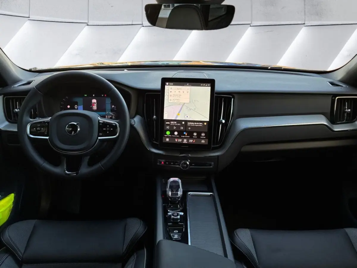 2.0 T8 Plug-in hybrid AWD BLACK EDITION (FACELIFT) ** PANO, ACC, HuD, 21-inch LMV ** 29k onder NP - UNFALLFREI ** ** INFORMEER OOK NAAR ONZE AANTREKKELIJKE FINANCIAL-LEASE TARIEVEN **