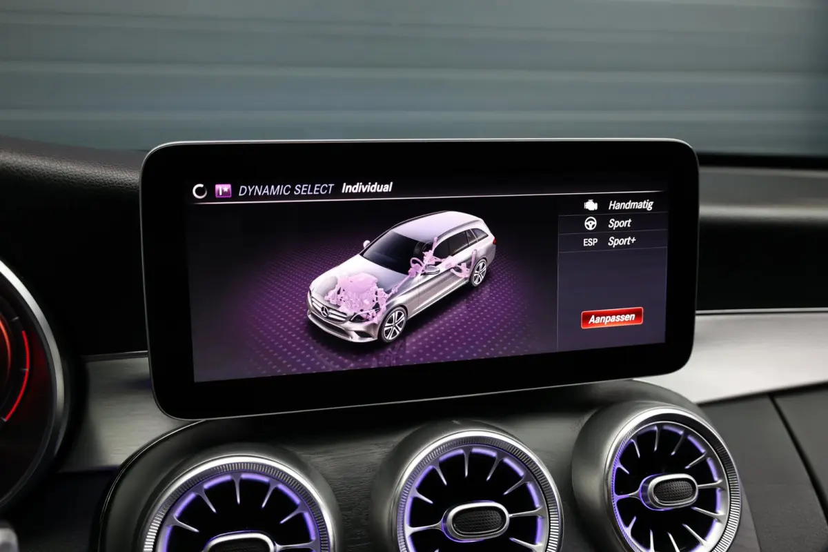 180 AMG Line LED/VIRTUAL/SFEER/LEER+S.VERWARMIN/19"LMV/CAM/ACC/ECC/12 MDN GARANTIE!