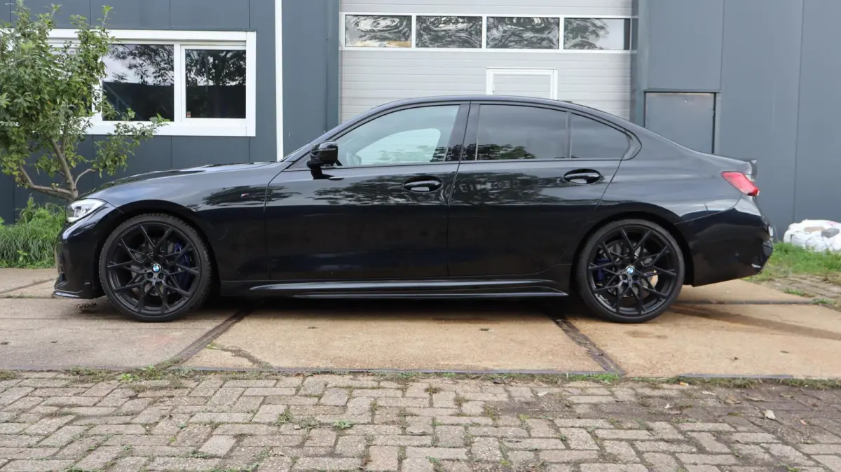 330i High Executive Edition