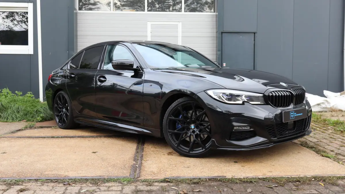 330i High Executive Edition