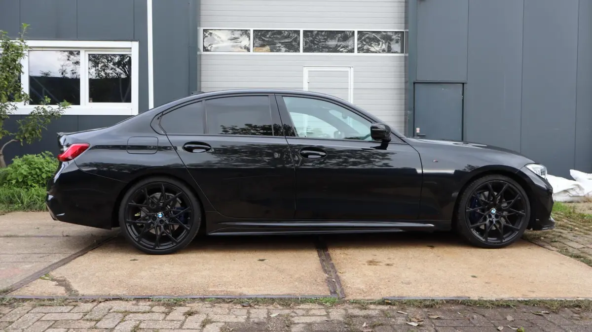 330i High Executive Edition
