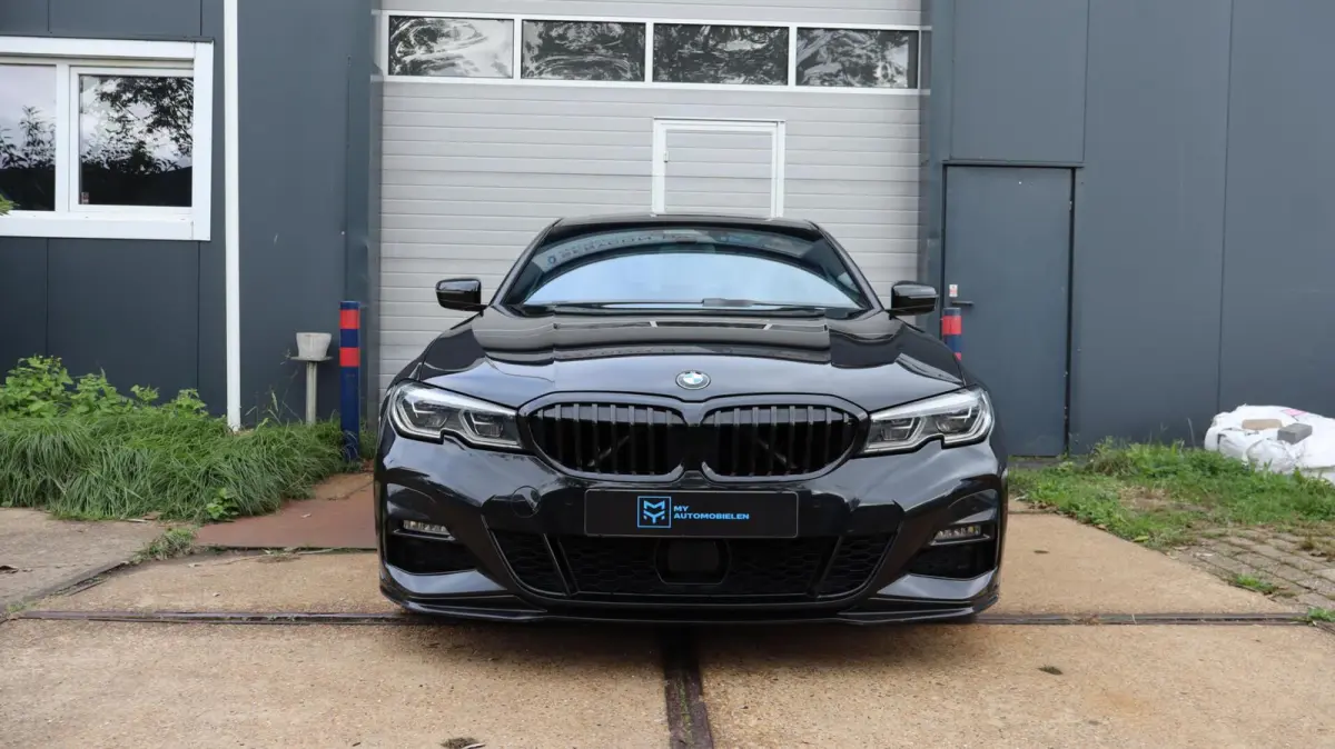 330i High Executive Edition