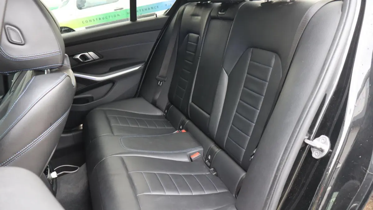 330i High Executive Edition