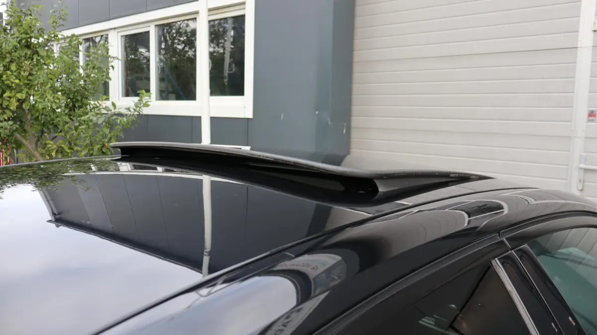 330i High Executive Edition