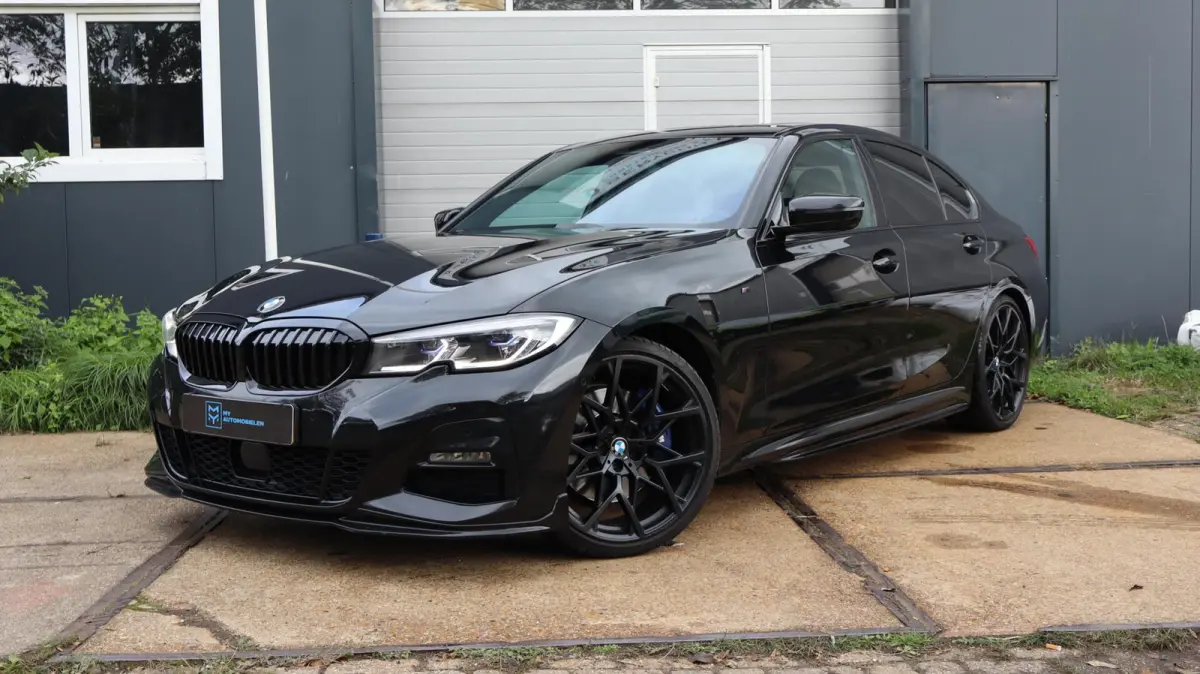 330i High Executive Edition