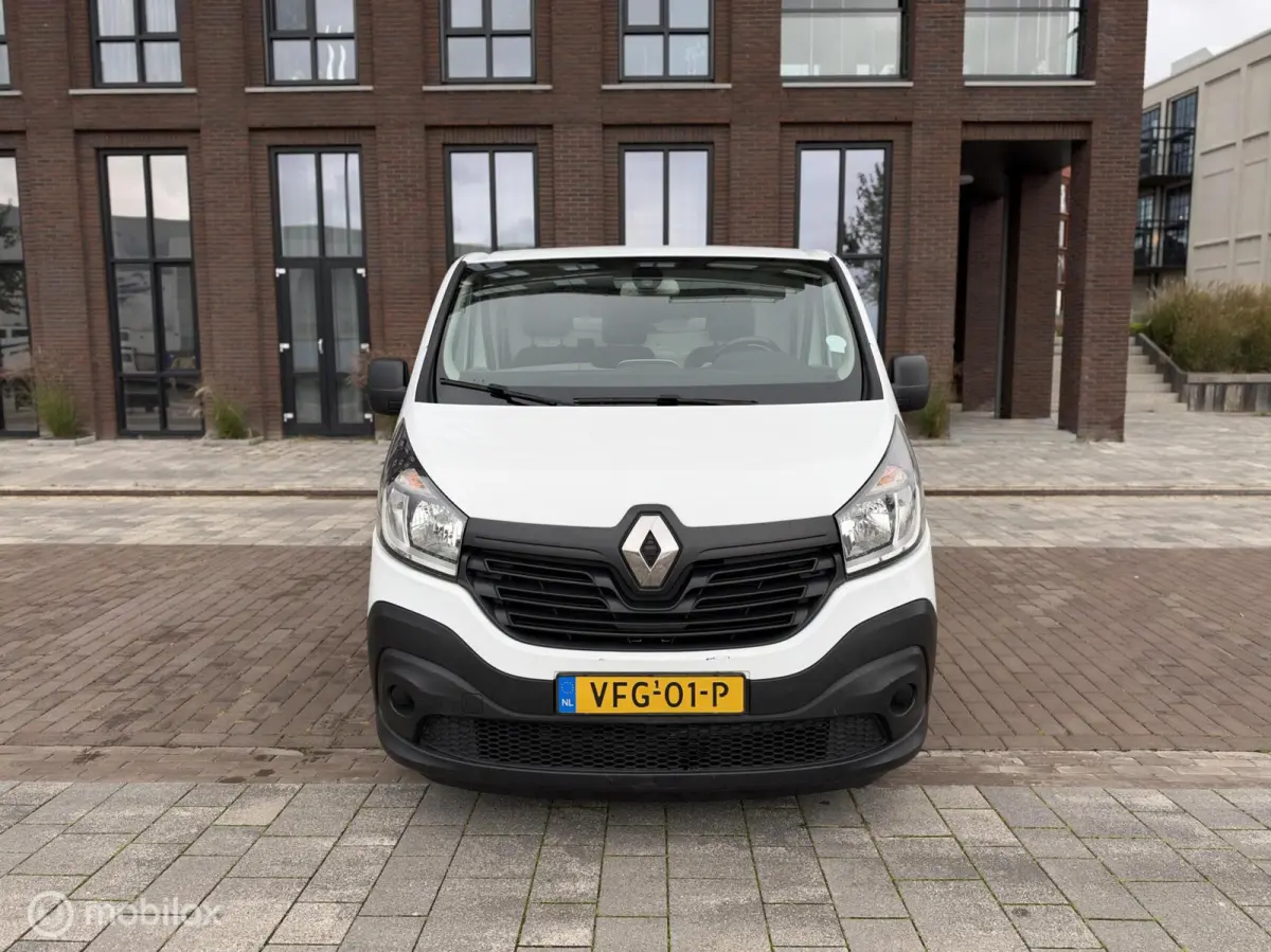 bestel 1.6 dCi T29 L2H1 Générique Ex BTW!