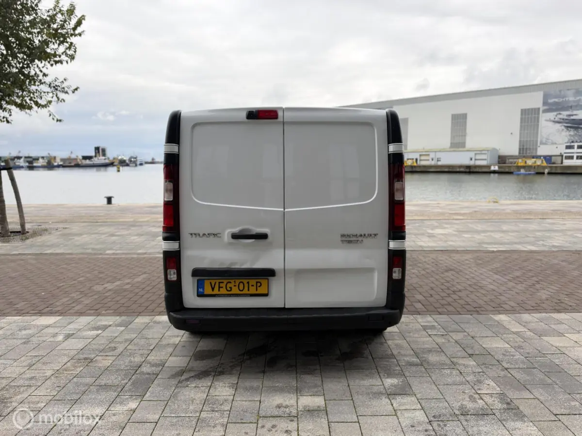 bestel 1.6 dCi T29 L2H1 Générique Ex BTW!